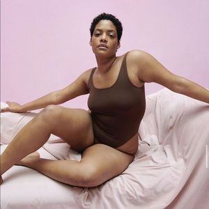SKIMS Smoothing Thong Bodysuit